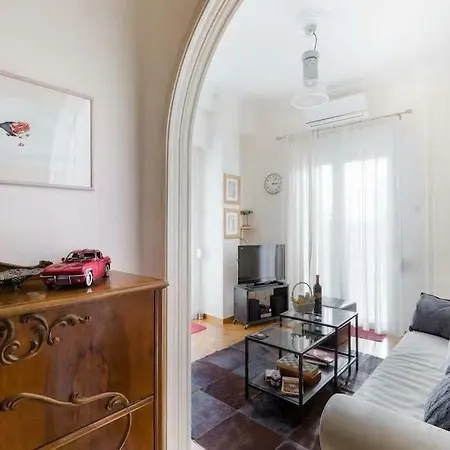Apartment Soulis' Penthouse Near Acropolis