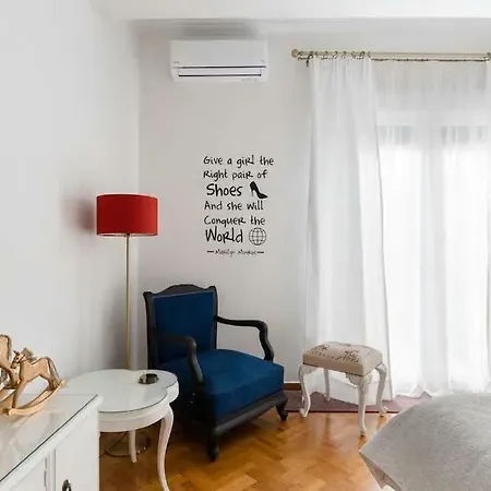 Soulis' Penthouse Near Acropolis Athens
